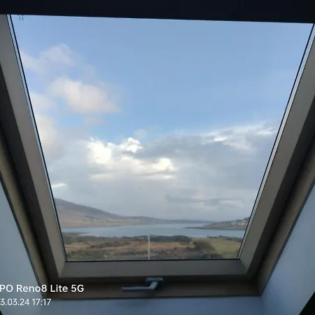 Upstairs One Bedroom On Achill Island * Sraheens