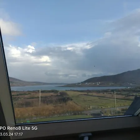 Upstairs One Bedroom On Achill Island Apartmán *