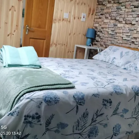 Apartmán Upstairs One Bedroom On Achill Island