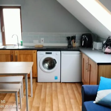 شقة Upstairs One Bedroom On Achill Island Sraheens